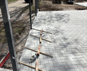 Trinkelių klojimas, pagrindų paruošimas, bortų betonavimas / Kiemukas / Darbų pavyzdys ID 4390480