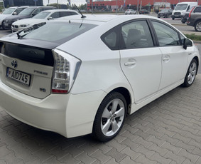 Lengvųjų automobilių nuoma - Toyota Prius nuoma - 3