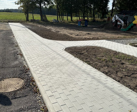 Vejos bortelių įrengimas - Trinkelių klojimas. Betonavimas ir kiti aplinkos darbai. - 3