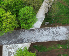 Kelio bortų įrengimas - Trinkelių klojimas. Betonavimas ir kiti aplinkos darbai. - 4