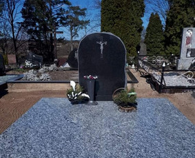 Paminklai,antkapiai,akmens plokštės. Kapų įrengimas. / M.M PAMINKLAI / Darbų pavyzdys ID 4400128