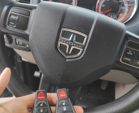 Automobilių raktų gamyba ir programavimas / Okauto_paslaugos / Darbų pavyzdys ID 4401528