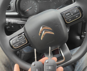 Raktų gamyba - Automobilių raktų gamyba ir programavimas - 1