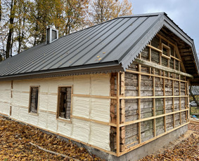 Rąstinių sienų &scaron;iltinimas - &Scaron;iltinimas poliuretano putomis - 3
