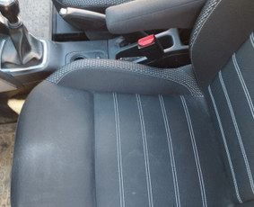 Cheminis salono valymas - Mobilus cheminis autosalonų valymas visoje Lietuvoje - 2
