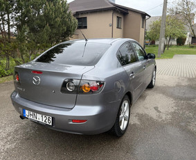 Automobilių nuoma - Trumpalaikė automobilio nuoma Mazda 3 - 1