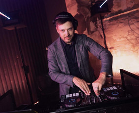 Renginiai, &scaron;ventės - Vedėjas/dj viename - All inclusive - 2