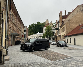 Keleivių pervežimas - Keleivių pervežimai Mercedes V-class 6+1 - 3
