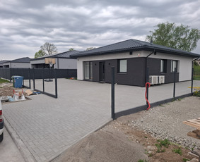 Trinkelių klojimas - Klojame trinkeles,dedame bordiurus,tvarkome senas trinkeles - 2