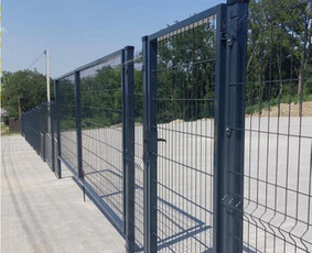 Segmentinės tvoros, stulpai, varteliai, pamatai / Tvoros, vartai / Darbų pavyzdys ID 4414464