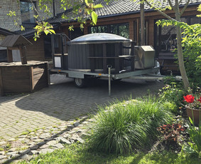 Mobilaus kubilo nuoma - Kubilas Kaune su Jacuzzi, Led Ap&scaron;vietimu ir Stalu Gėrimams - 4