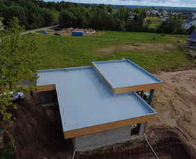 Statybos, apdaila - Plok&scaron;čių Stogų Dengimas Pvc, Epdm ir bitumine Danga - 1