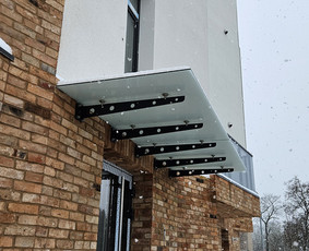 Stiklo konstrukcijos, montavimas - Berėmės stiklo pertvaros, plieniniai turėklai, projektavimas - 4