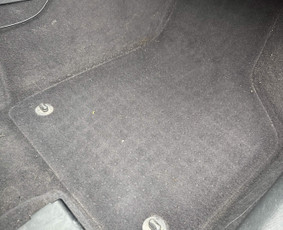 Salono valymas (sausas) - Automobilio sausas ir cheminis salono valymas Kaune - 1