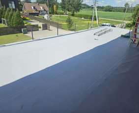 Stogdengiai, stogo darbai - Plok&scaron;ių stogų dengymas Pvc dangą - 3
