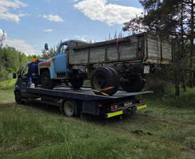 Automobilio užvedimas - Tralas Utena 24/7 įvairių krovinių pervežimas - 2