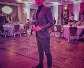 Renginių vedėjai su gyva styginių muzika / Laimis Krunglevičius / Darbų pavyzdys ID 950337