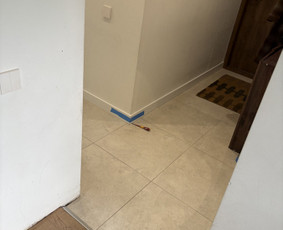 Vidaus apdailos darbai - Laminato klojimas. grindjuostes, santechnikos darbai - 1