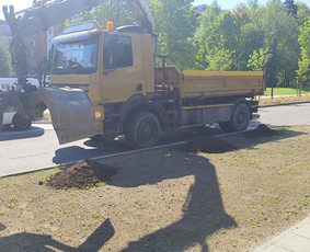 Krovinių pervežimas - Fiskaras Vilniuje &ndash; savivartis su manipuliatoriumi, žvyras, - 4