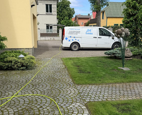 Valymo paslaugos - Langų valymas dejonizuotų vandeniu. - 2