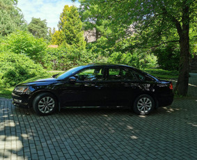 Lengvųjų automobilių nuoma - Nuomojamas VW Passat 2012m, benzinas, dujos. - 2