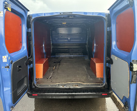 Krovininiai mikroautobusai - Edmaja - mikroautobusų nuoma - 4