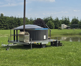 Mobilaus kubilo nuoma - Kubilas Kaune su Jacuzzi, Led Ap&scaron;vietimu ir Stalu Gėrimams - 2