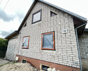 Ap&scaron;iltinimas, &scaron;iltinimas - Pastatų &scaron;iltinimas poliuretano putomis - 1