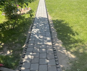Aplinkos tvarkymas, apželdinimas - Pagrindų paruo&scaron;imas, trinkelių klojimas, pamatai, stogai - 1