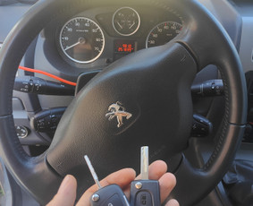 Raktų gamyba - Automobilių raktų gamyba ir programavimas - 1