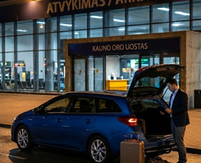 Keleivių pervežimas - Keleivių vežimas į/i&scaron; oro uostų. Pavežėjas. - 4