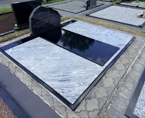 Paminklai kapams, antkapiai - Paminklai-kapaviečių tvarkymas - Klaipėda - 1