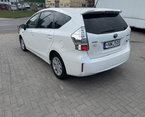 Ilgalaikė automobilių nuoma - Toyota Corolla Prius Plus nuoma - 3