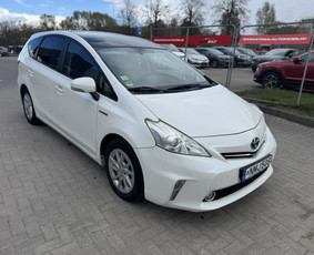 Trumpalaikė automobilių nuoma - Toyota Corolla Prius Plus nuoma - 1