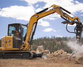Statybinės technikos nuoma - Caterpillar statybinės technikos, priedų ir įrangos nuoma - 1