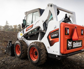 Statybinės technikos nuoma - Bobcat S530 nuoma su operatoriumi - 1
