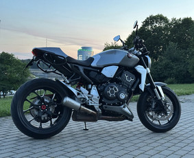 Moto nuoma - Motociklo nuoma su vairuotoju adrenalinas ir &scaron;ypsena ! - 2