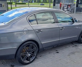 Аренда автомобилей / Artem Trofymenko / Darbų pavyzdys ID 4479966