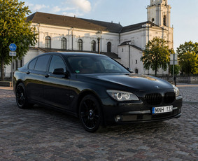 Transportas - Keleivių pervežimas (Bmw 740) - 1
