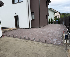 Aplinka, sodas - Trinkelių klojimas bei kiti kiemo darbai - 2