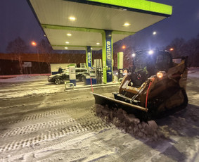 Bobcat S530 nuoma su operatoriumi / Bobcat S530 nuoma / Darbų pavyzdys ID 4488942