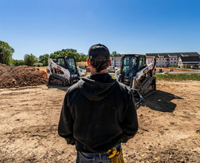 Statybinės technikos nuoma - Bobcat S530 nuoma su operatoriumi - 2