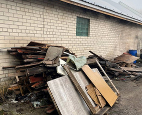 Senų baldų i&scaron;vežimas - Statybinių atliekų, baldų ir kitų atliekų i&scaron;vežimas - 1
