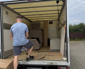 Transportas - Saugios pervežimo ir surinkimo paslaugos. - 2