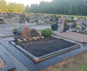 Tradiciniai amatai - Kapaviečių tvarkymas, trinkelių klojimas ir bortų įrengimas - 3