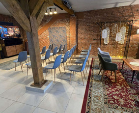 Erdvės nuoma šventėms, seminarams ir įmonių renginiams / Retro svetainė / Darbų pavyzdys ID 4497837