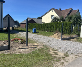 Statybos, apdaila - Skardinių ir segmentinių tvorų gamyba/montavimas - 4