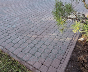 Valymo paslaugos - Trinkelių ir kitų pavir&scaron;ių Plovimas - 3