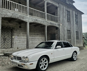 Senovinių automobilių nuoma - Jaguar Xjr V8 supercharger nuoma - 1
