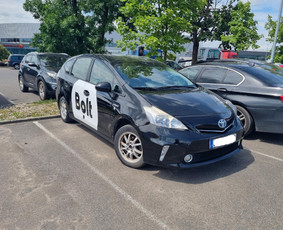 Renginiai, &scaron;ventės - Automobilių Toyota Prius taksi/bolt nuoma/аренд - 3